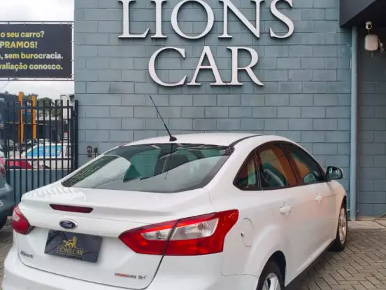 FORD-FOCUS-2.0 S SEDAN 16V FLEX 4P POWERSHIFT FORD-FOCUS-2013