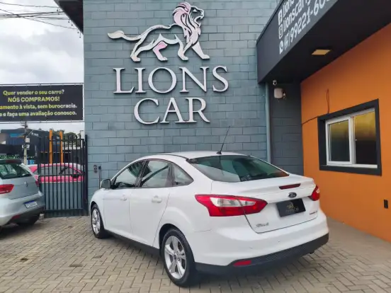 FORD-FOCUS-2.0 S SEDAN 16V FLEX 4P POWERSHIFT FORD-FOCUS-2013