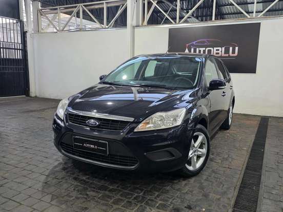 FORD-FOCUS-2.0 GHIA 16V GASOLINA 4P AUTOMÁTICO FORD-FOCUS-2009
