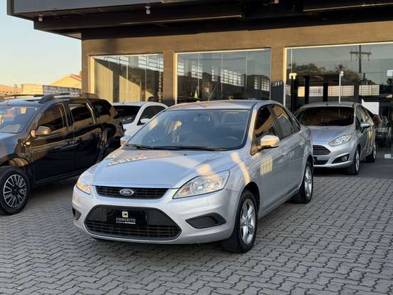 FORD-FOCUS-2009