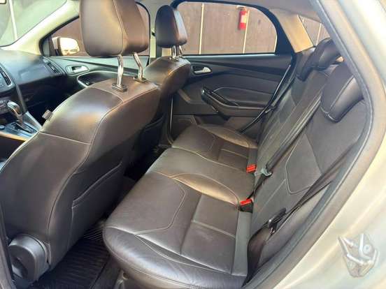 FORD-FOCUS-2016