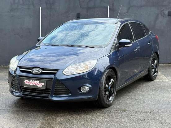 FORD-FOCUS-2.0 SE SEDAN 16V FLEX 4P POWERSHIFT FORD-FOCUS-2014