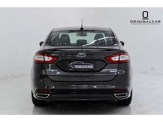 FORD-FUSION-2015