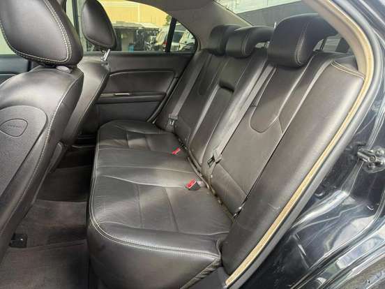 FORD-FUSION-2009