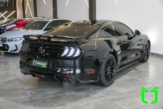 FORD-MUSTANG-2018