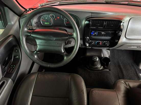 FORD-RANGER-2.3 XLS 4X2 CS 16V GASOLINA 2P MANUAL FORD-RANGER-2006