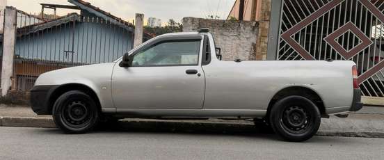 FORD-COURIER-2012