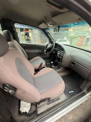 FORD-COURIER-2012