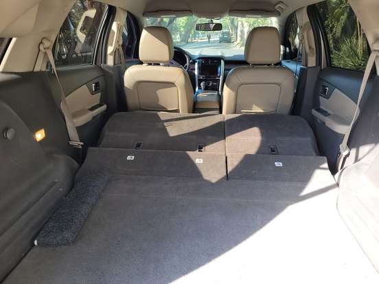 FORD-EDGE-2012