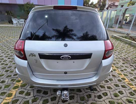 FORD-KA-2011
