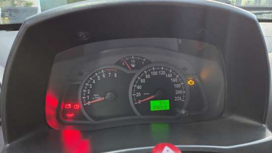 FORD-KA-2011