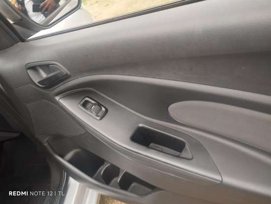 FORD-KA-2015