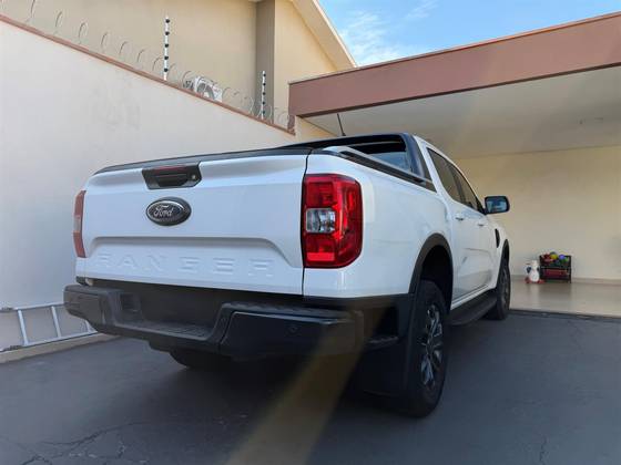 FORD RANGER 2.0 TURBO DIESEL CD BLACK 4X2 AUTOMÁTICO