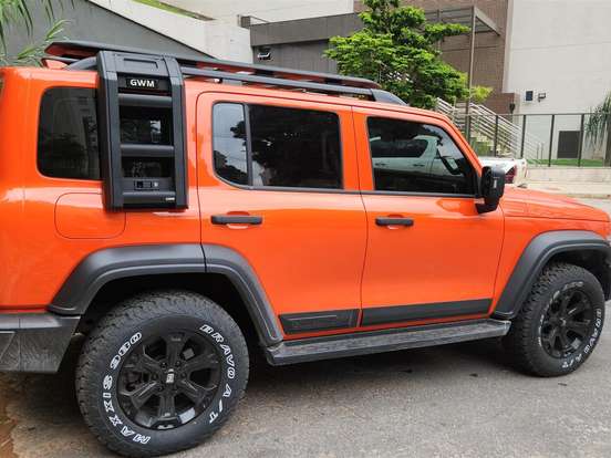 GWM-TANK 300-2.0 HI4-T PHEV 4X4 9HAT GWM-TANK 300-2025