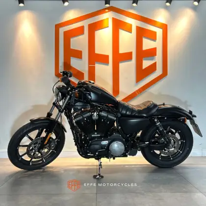 HARLEY-DAVIDSON SPORTSTER IRON 883 