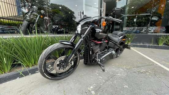 HARLEY-DAVIDSON-SOFTAIL BREAKOUT 114-2019