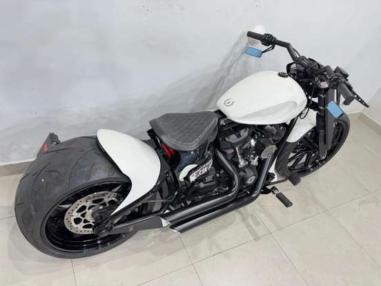 HARLEY-DAVIDSON-SOFTAIL BREAKOUT 114 HARLEY-DAVIDSON-SOFTAIL BREAKOUT 114-2020