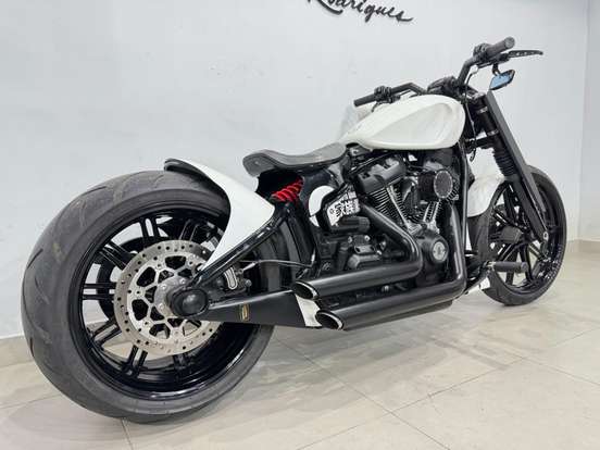 HARLEY-DAVIDSON-SOFTAIL BREAKOUT 114 HARLEY-DAVIDSON-SOFTAIL BREAKOUT 114-2020