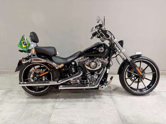 HARLEY-DAVIDSON-SOFTAIL BREAKOUT-2015