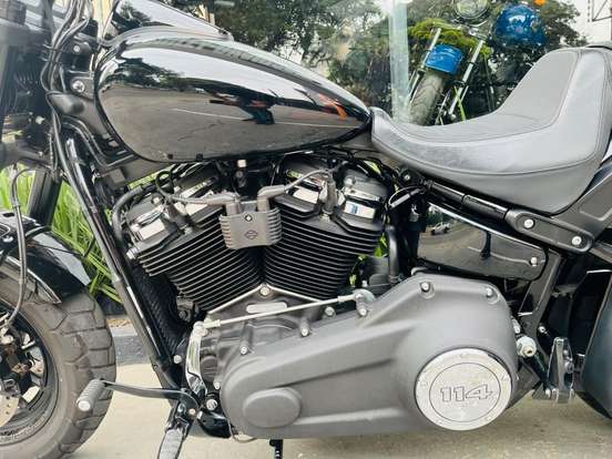 HARLEY-DAVIDSON-SOFTAIL FAT BOB 114-2021
