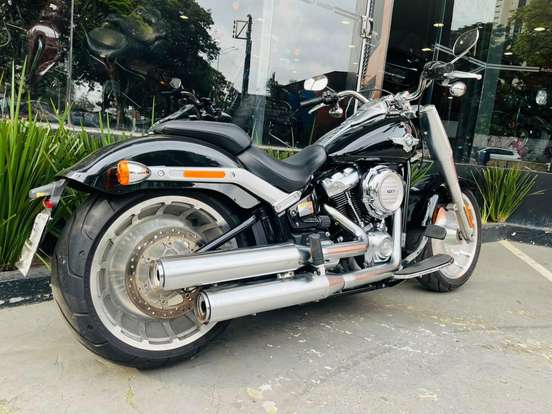 HARLEY-DAVIDSON-SOFTAIL FAT BOY-2018