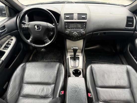 HONDA-ACCORD-2005