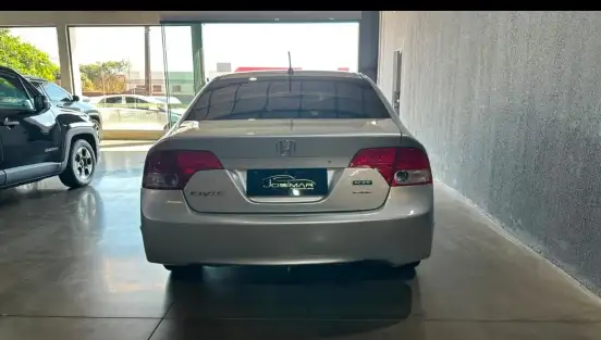HONDA-CIVIC-2010
