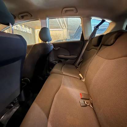 HONDA-FIT-1.4 LX 16V FLEX 4P MANUAL HONDA-FIT-2010