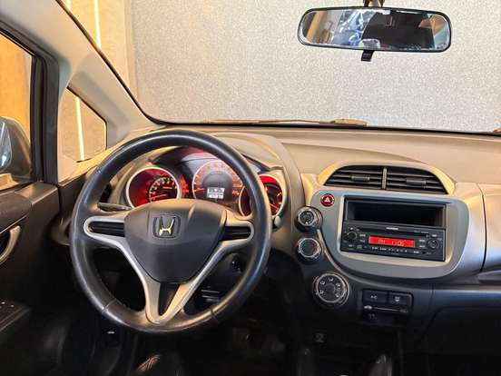 HONDA-FIT-1.4 LX 16V FLEX 4P MANUAL HONDA-FIT-2010