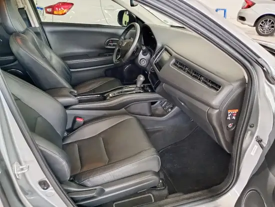 HONDA-HR-V-2021
