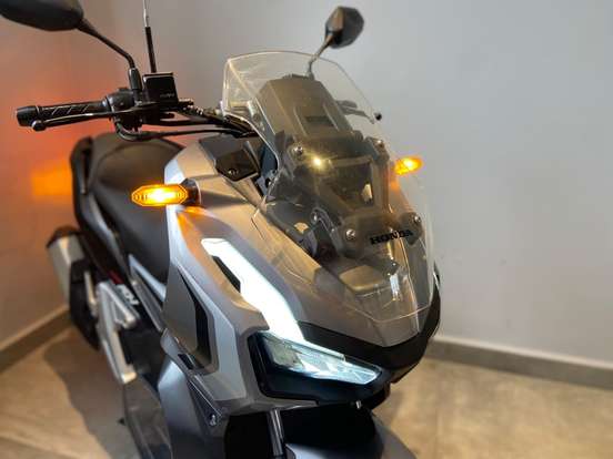 HONDA-ADV-2022