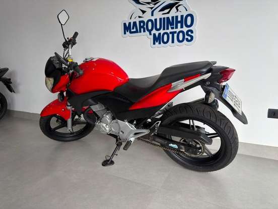 HONDA-CB 300R-2011