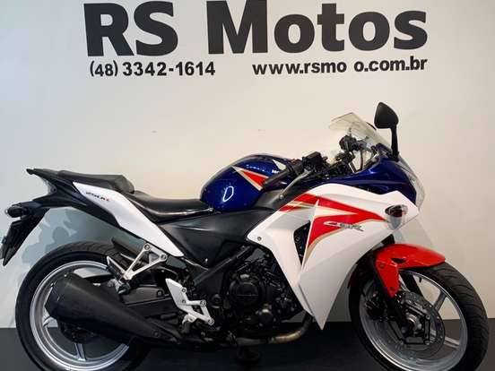 HONDA-CBR 250R HONDA-CBR 250R-2012