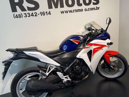 HONDA-CBR 250R HONDA-CBR 250R-2012