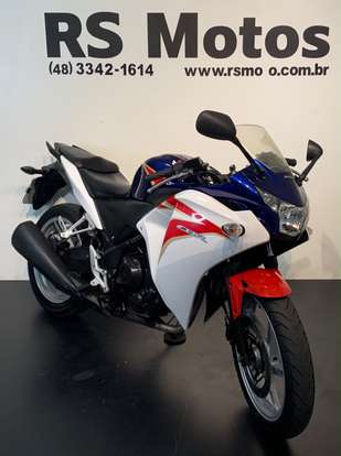 HONDA-CBR 250R-2012