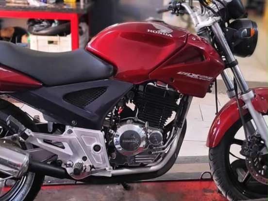 HONDA-CBX 250 TWISTER HONDA-CBX 250 TWISTER-2004