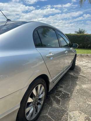 HONDA-CIVIC-2010