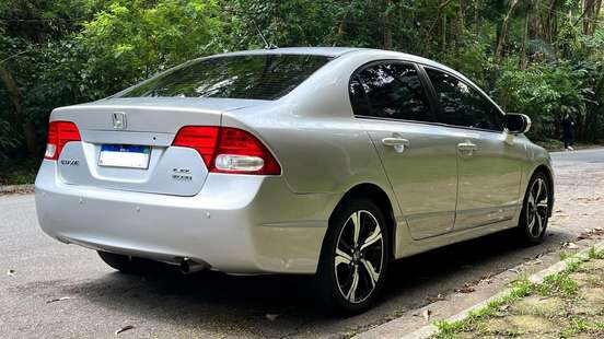 HONDA-CIVIC-2011