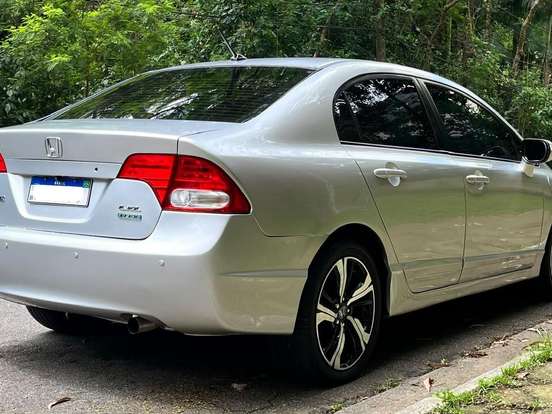 HONDA-CIVIC-1.8 LXL 16V FLEX 4P AUTOMÁTICO HONDA-CIVIC-2011