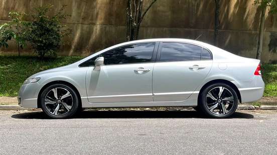HONDA-CIVIC-2011