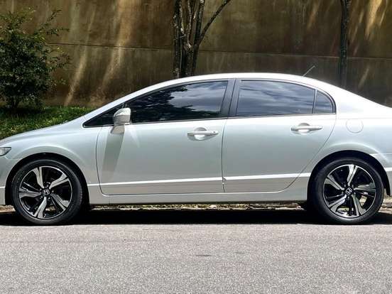 HONDA-CIVIC-1.8 LXL 16V FLEX 4P AUTOMÁTICO HONDA-CIVIC-2011