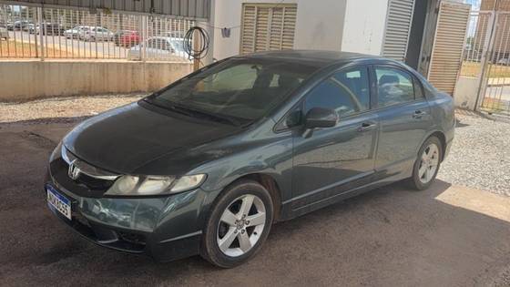 HONDA CIVIC 1.8 LXS 16V FLEX 4P AUTOMÁTICO