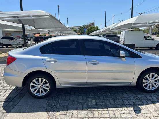 HONDA-CIVIC-2013