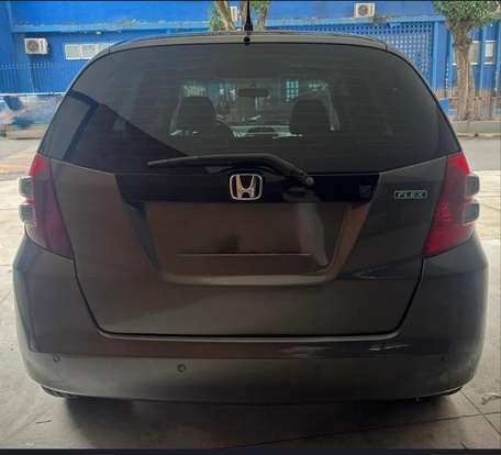 HONDA-FIT-2012