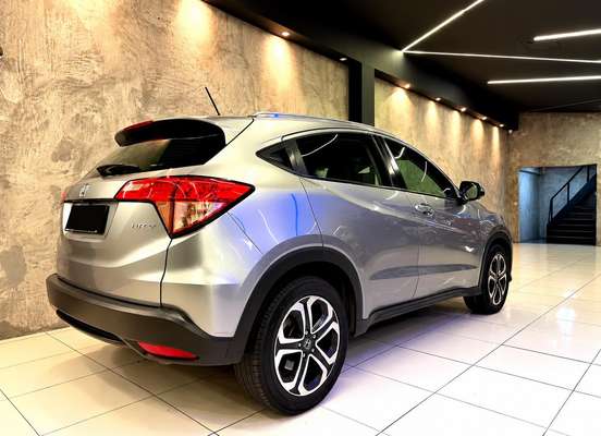 HONDA-HR-V-2015