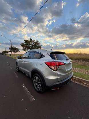 HONDA-HR-V-2015