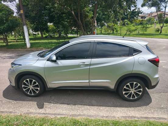 HONDA-HR-V-2021