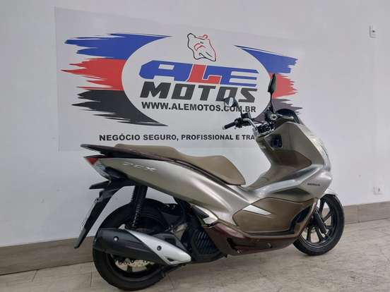 HONDA-PCX-2021