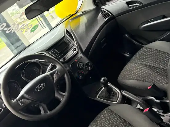 HYUNDAI-HB20-1.0 COMFORT 12V FLEX 4P MANUAL HYUNDAI-HB20-2016