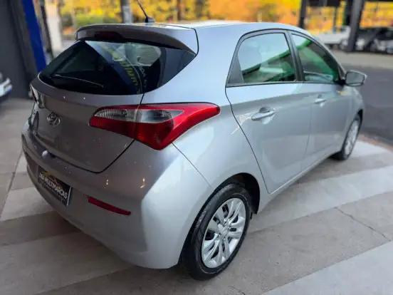 HYUNDAI-HB20-1.0 COMFORT PLUS 12V FLEX 4P MANUAL HYUNDAI-HB20-2016